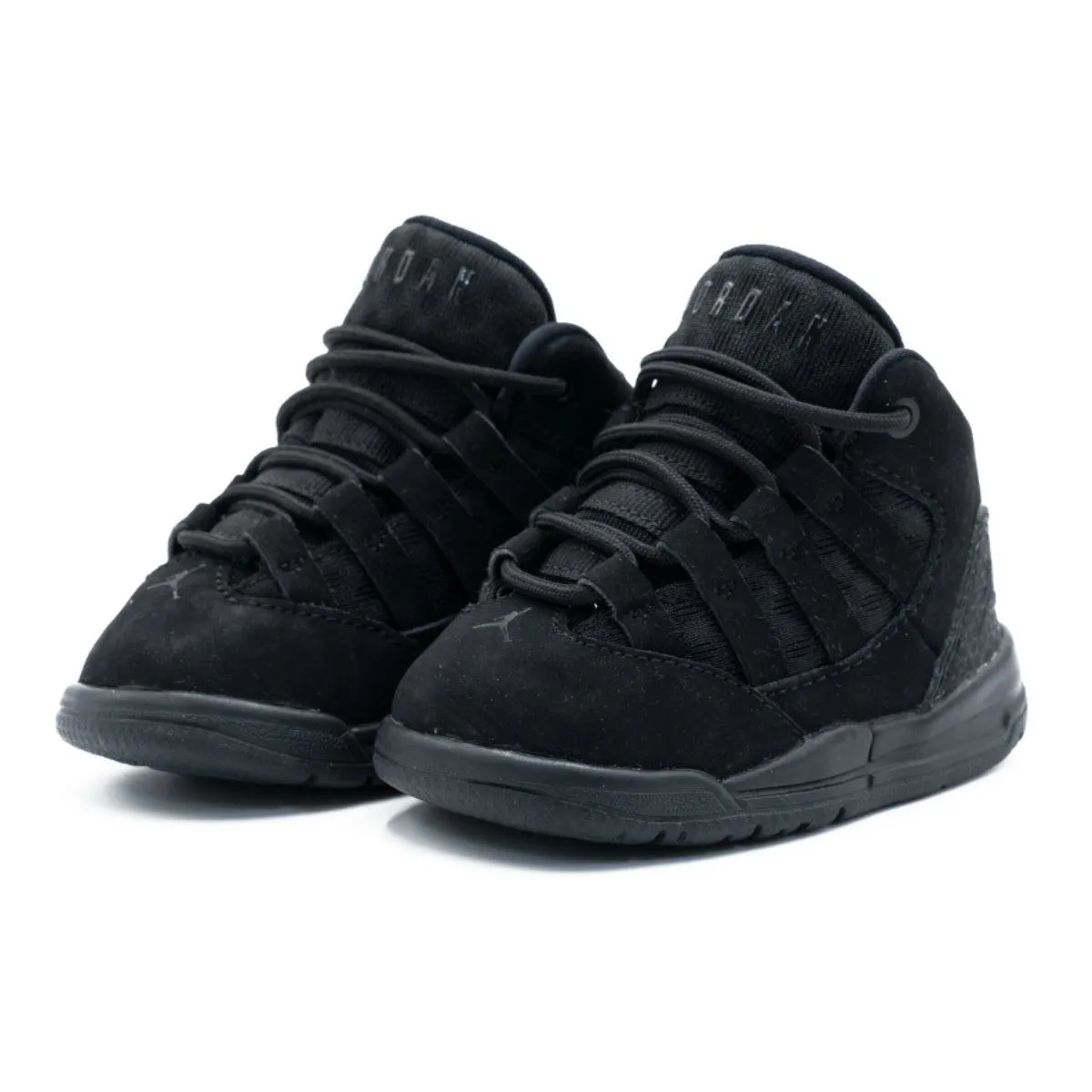 Air Jordan Max Aura Sneakers Leather Black Colour For Kids