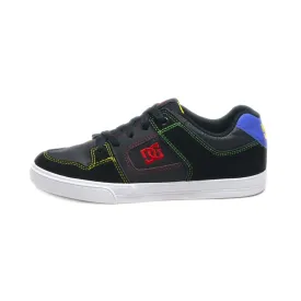 Dc Shoes Pure Skate Low-Top Sneakers Leather Black Colour For Women