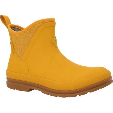 Muck Women's Original Waterproof Ankle Work Boot -Yellow- OAW8DOT