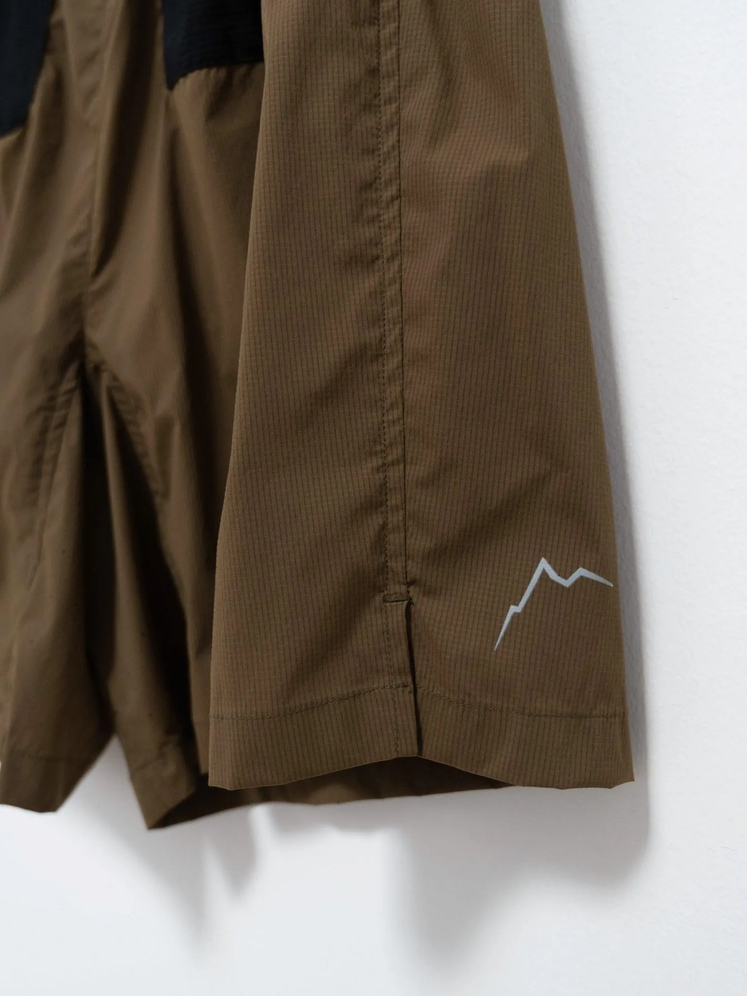 Nylon Trail Shorts - Brown Khaki