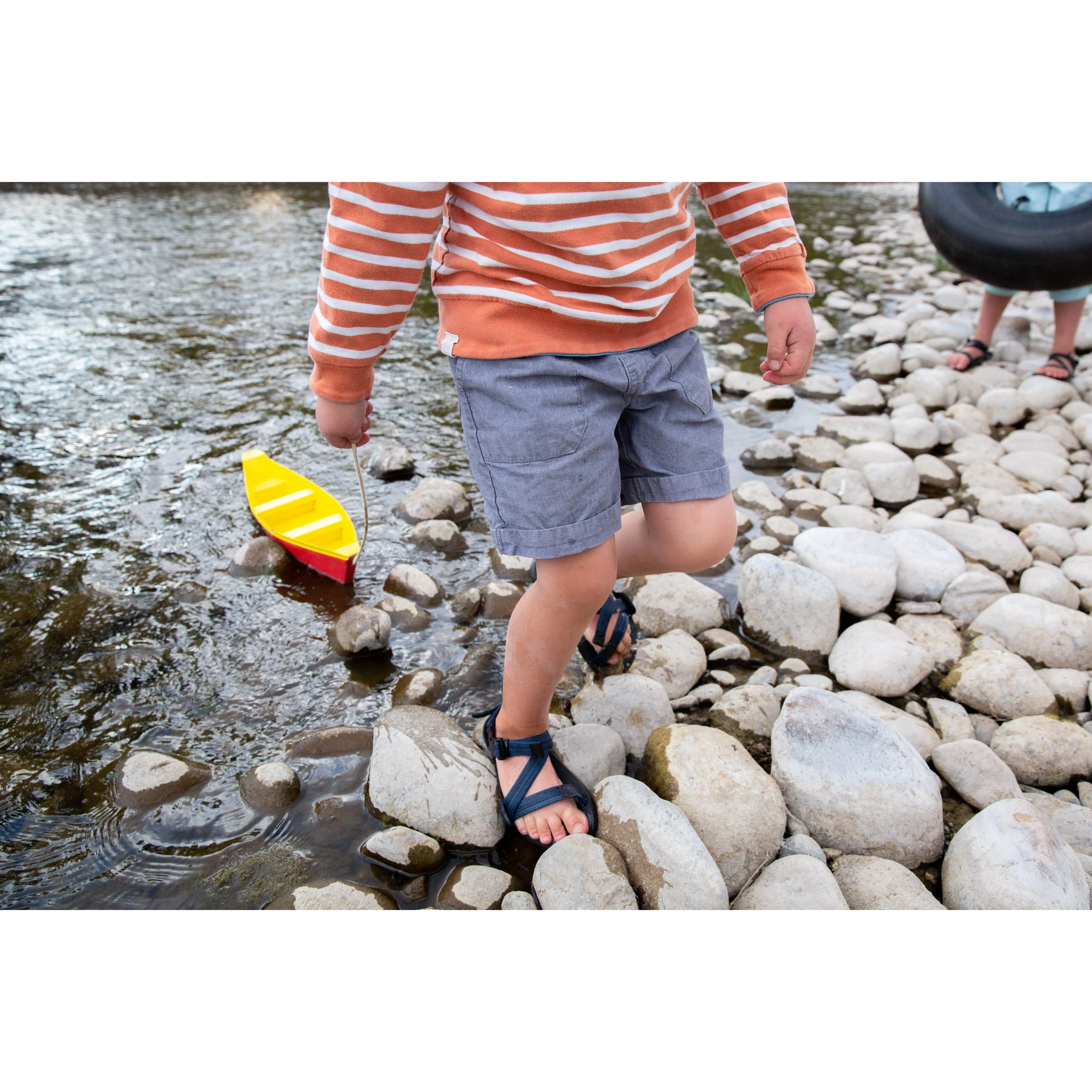 Xero Z-Trail Sport Sandal Charcoal/Red Pepper (Kids)